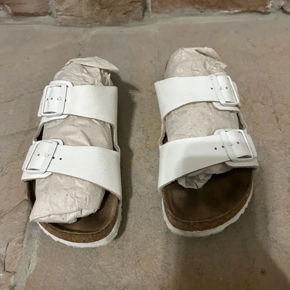 Birkenstock Arizona White Two-Strap Sandals Size 41 10-10.5 Boho Minimalist